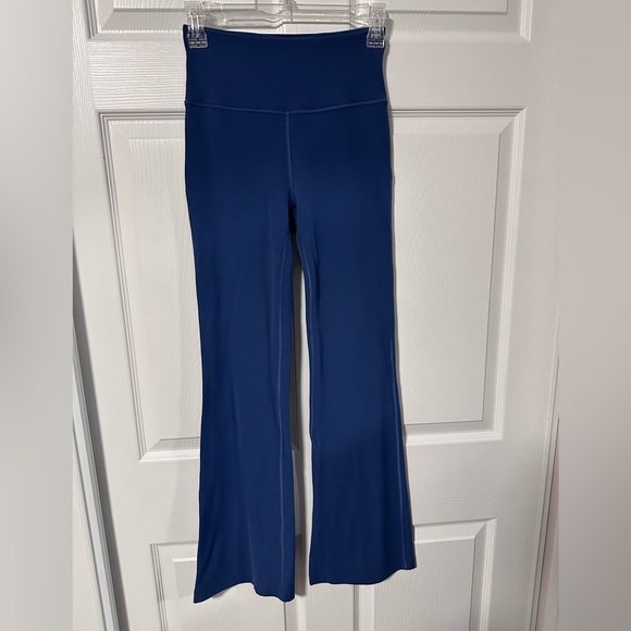 Lululemon blue Flare HR leggings size Small 30” - Picture 2 of 4